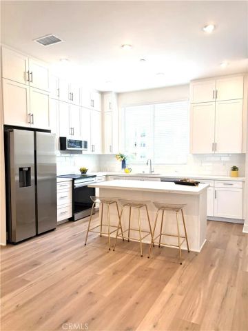 7268 Ellington Dr, Huntington Beach, CA 92647