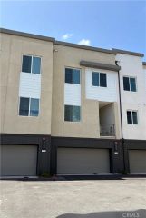 7268 Ellington Dr, Huntington Beach, CA 92647