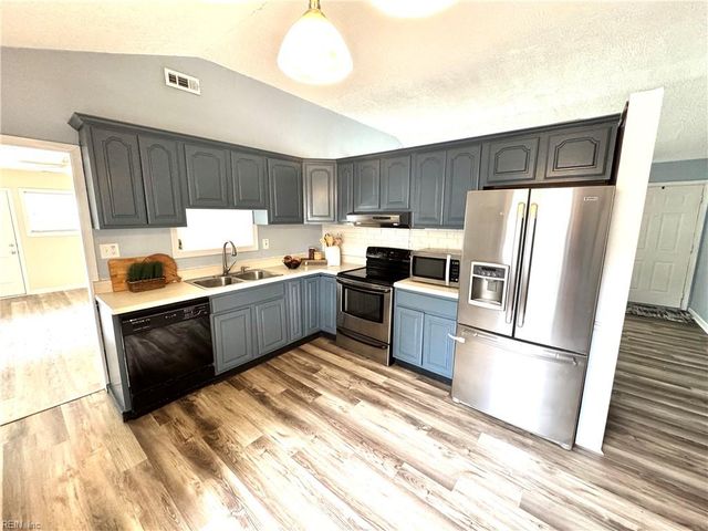429 Brian AVE, Virginia Beach, VA 23462