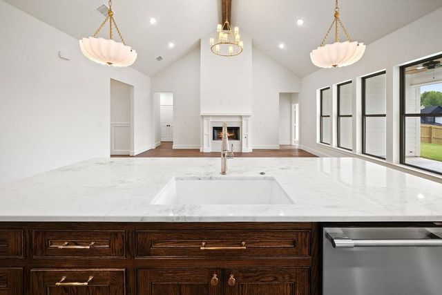 15087 Tilley Springs Cv, Tyler, TX 75703