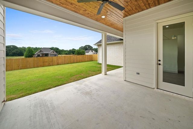 15087 Tilley Springs Cv, Tyler, TX 75703