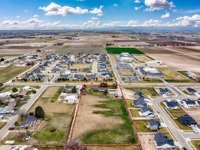 1124 E Lewis Ln, Nampa, ID 83686