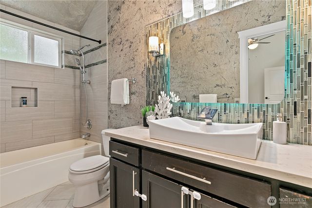 7643 129th Avenue SE, Newcastle, WA 98056