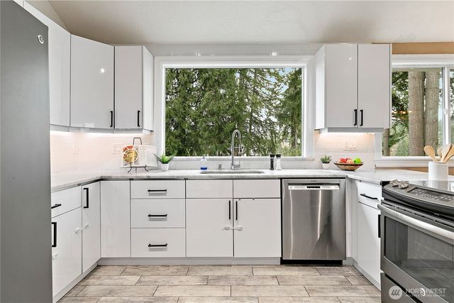 7643 129th Avenue SE, Newcastle, WA 98056