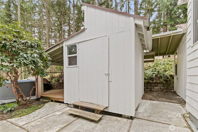 7643 129th Avenue SE, Newcastle, WA 98056