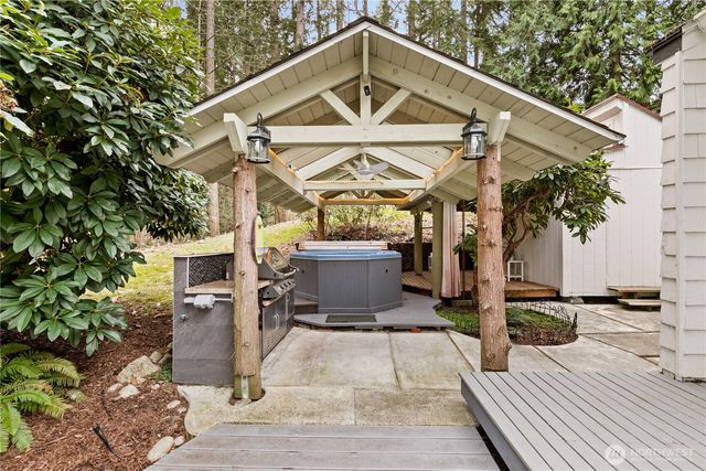 7643 129th Avenue SE, Newcastle, WA 98056