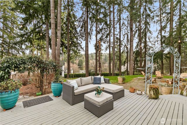 7643 129th Avenue SE, Newcastle, WA 98056