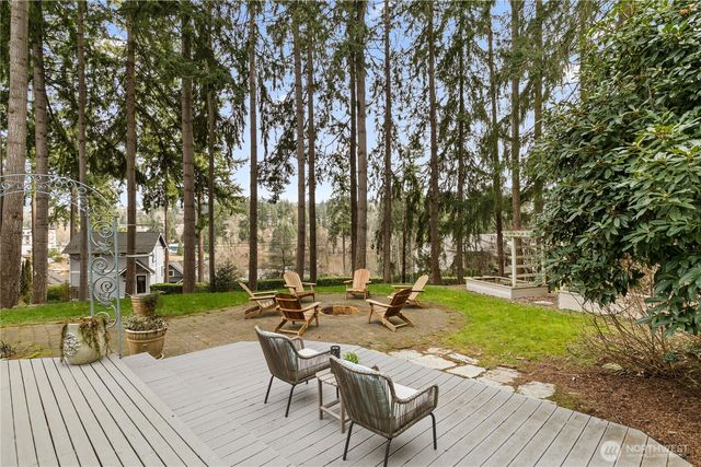 7643 129th Avenue SE, Newcastle, WA 98056