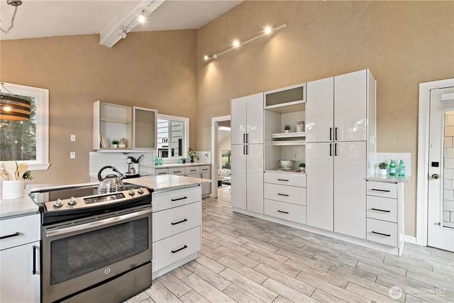 7643 129th Avenue SE, Newcastle, WA 98056