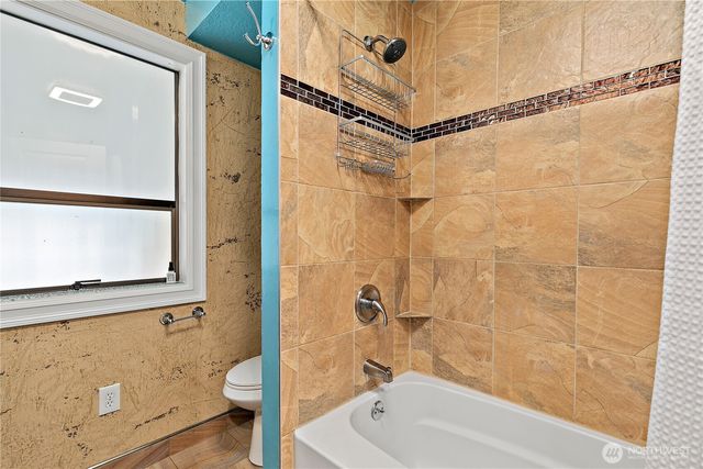 7643 129th Avenue SE, Newcastle, WA 98056