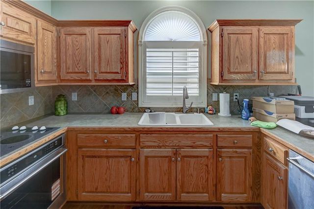 3119 NW 86th Street, Kansas City, MO 64154