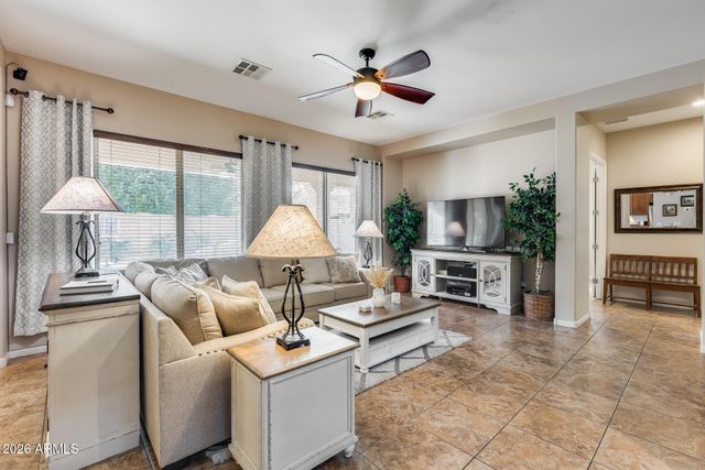 3541 E SHANNON Street, Gilbert, AZ 85295