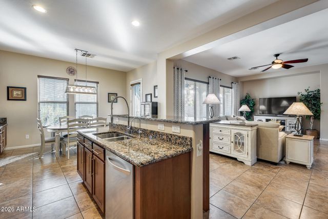 3541 E SHANNON Street, Gilbert, AZ 85295