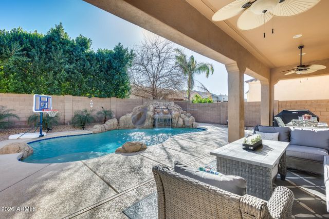 3541 E SHANNON Street, Gilbert, AZ 85295