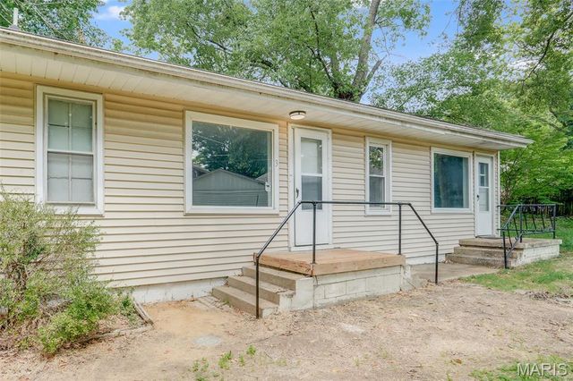 3 Wabash Place, Belleville, IL 62220