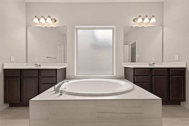 18922 Flintlock Forest Lane, Cypress, TX 77429