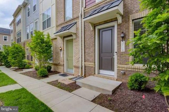 3716 FOOTE STREET NE, Washington, DC 20019