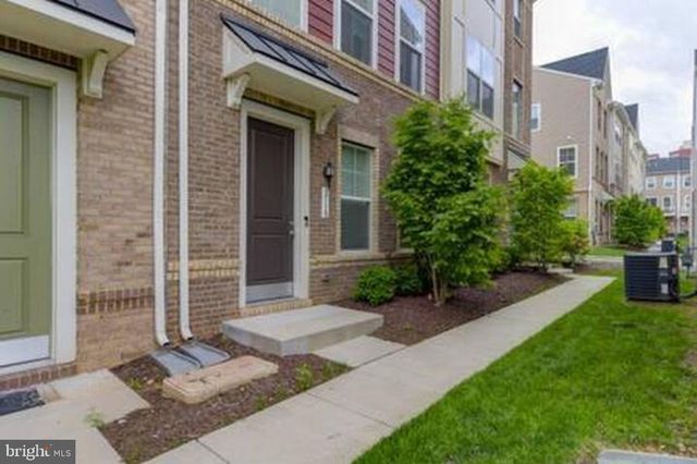 3716 FOOTE STREET NE, Washington, DC 20019