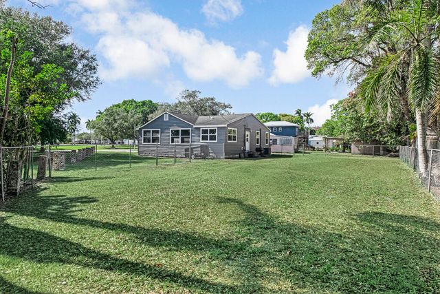 416 Deane Duff Street, Clewiston, FL 33440