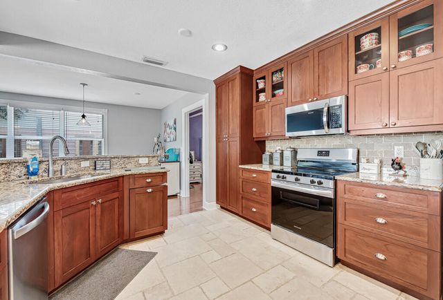 416 Deane Duff Street, Clewiston, FL 33440