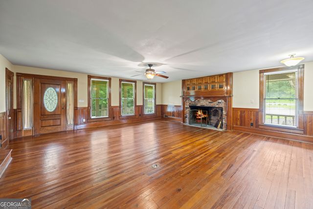 438 Simmons Street, Lawrenceville, GA 30046
