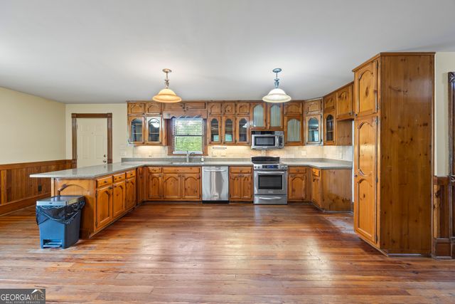438 Simmons Street, Lawrenceville, GA 30046