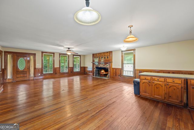 438 Simmons Street, Lawrenceville, GA 30046