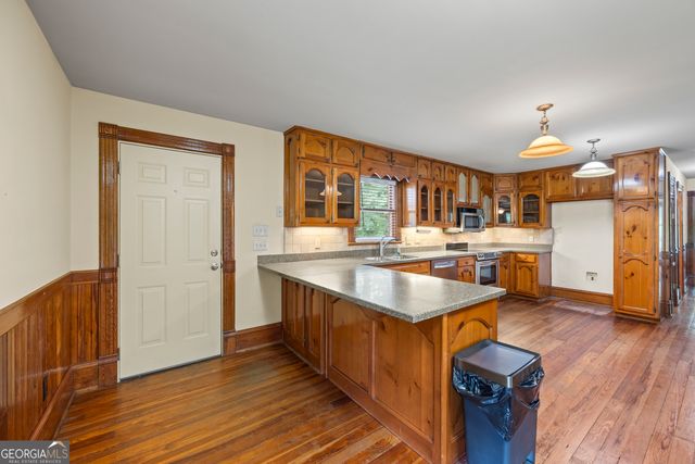 438 Simmons Street, Lawrenceville, GA 30046