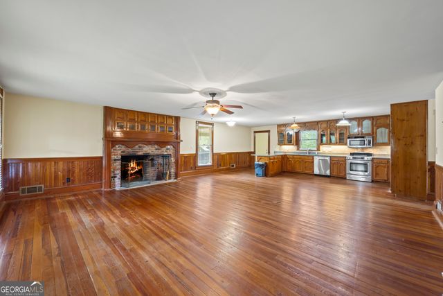 438 Simmons Street, Lawrenceville, GA 30046