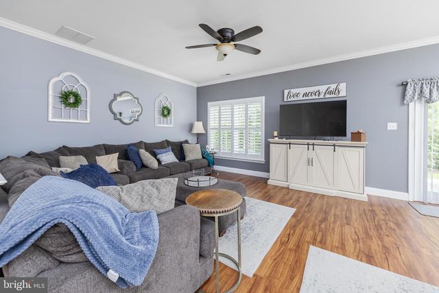 129 WEATHERBY LN, Glassboro, NJ 08028