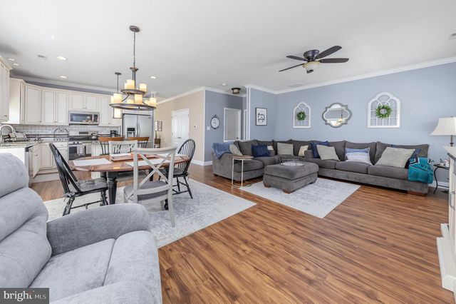 129 WEATHERBY LN, Glassboro, NJ 08028