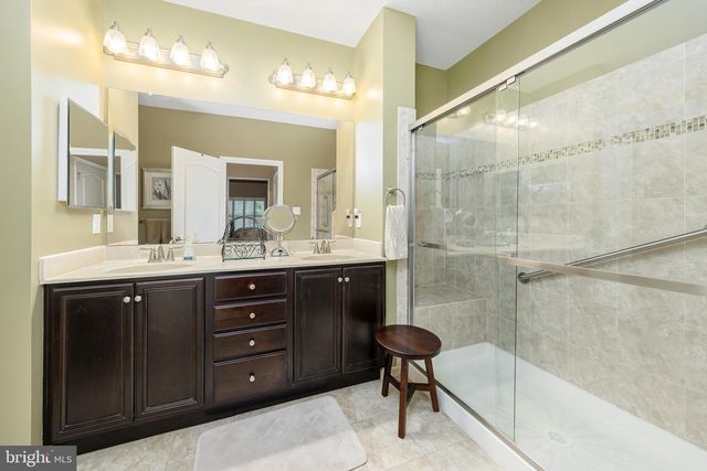 129 WEATHERBY LN, Glassboro, NJ 08028