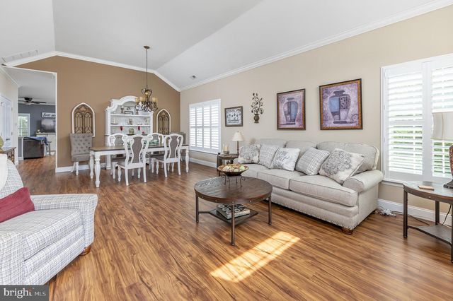 129 WEATHERBY LN, Glassboro, NJ 08028