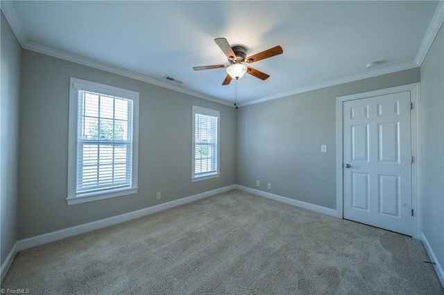 6902 Prairie Grove Drive, Clemmons, NC 27012