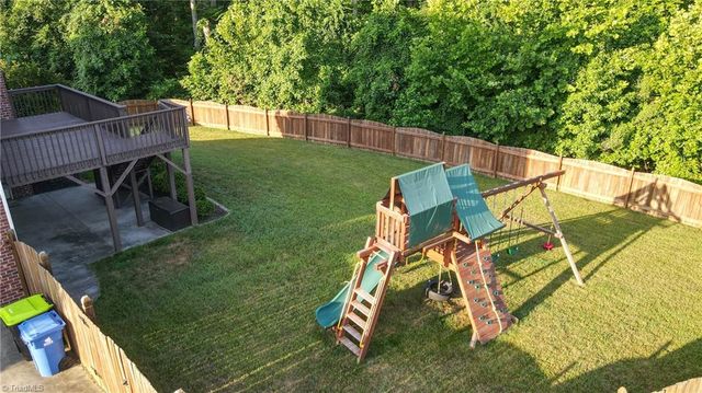 6902 Prairie Grove Drive, Clemmons, NC 27012