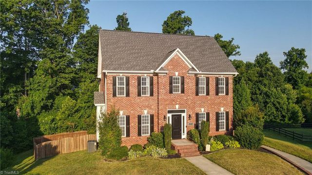 6902 Prairie Grove Drive, Clemmons, NC 27012