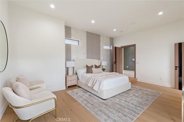 6438 Georgius, Los Angeles, CA 90068