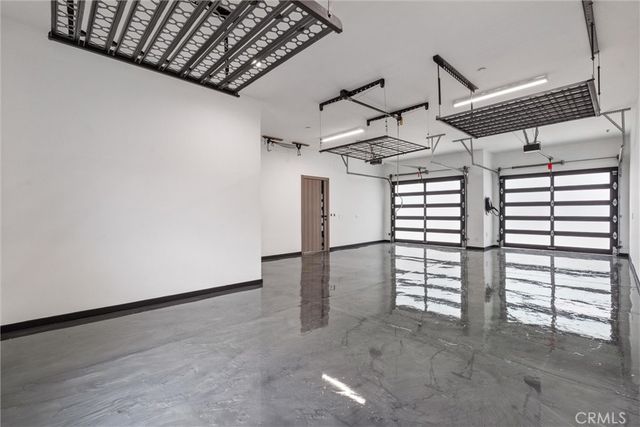 6438 Georgius, Los Angeles, CA 90068