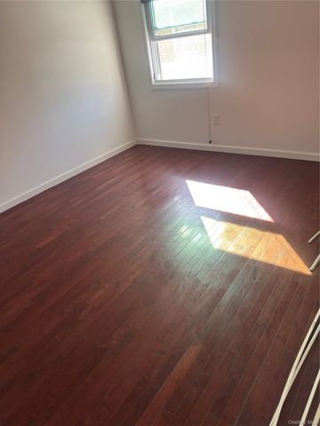 26 Circle Drive, Hempstead, NY 11550