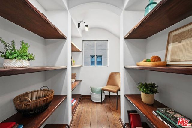 432 Smithwood Drive, Beverly Hills, CA 90212