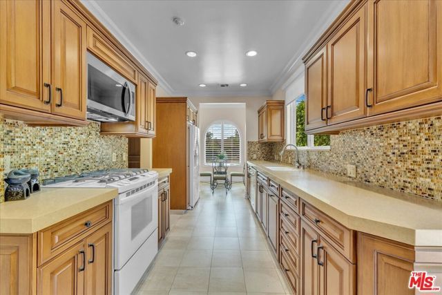 5310 Leghorn Avenue, Sherman Oaks, CA 91401