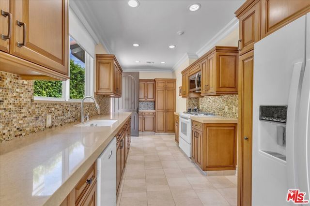 5310 Leghorn Avenue, Sherman Oaks, CA 91401