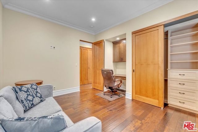 5310 Leghorn Avenue, Sherman Oaks, CA 91401