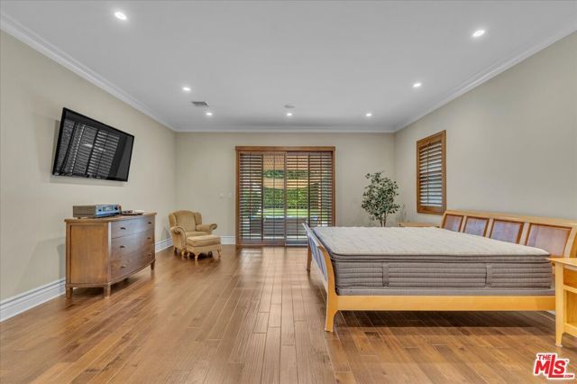 5310 Leghorn Avenue, Sherman Oaks, CA 91401