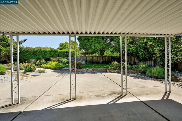 1162 Ridgewood Dr, Concord, CA 94518