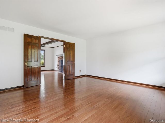 68163 Frampton Drive, Washington, MI 48095