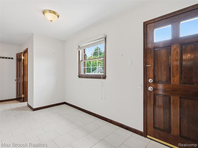 68163 Frampton Drive, Washington, MI 48095