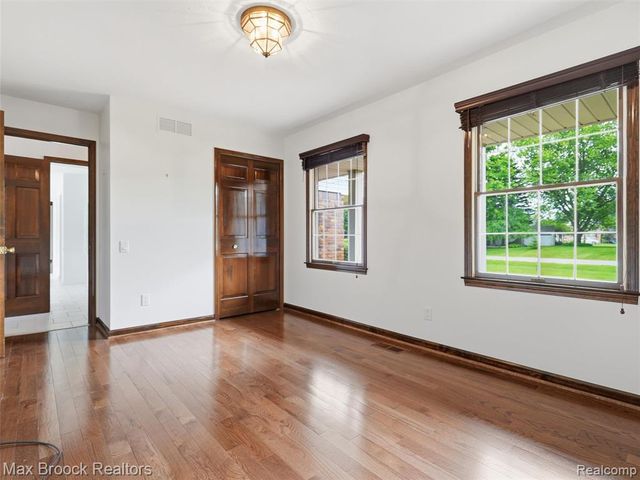 68163 Frampton Drive, Washington, MI 48095