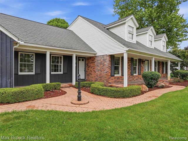 68163 Frampton Drive, Washington, MI 48095