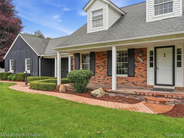 68163 Frampton Drive, Washington, MI 48095
